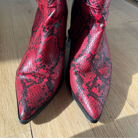 Go Jane - Snake Me Out Pointy Block Heel Booties - Picture 5 of 9